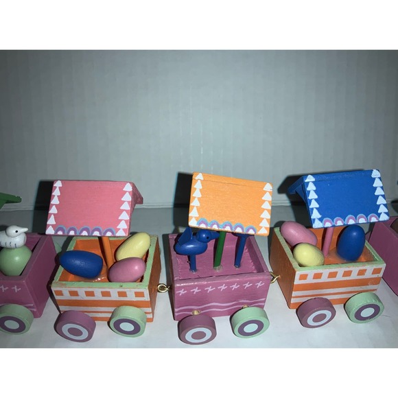 Vintage Cottontale Collection 7 PC Wooden Easter Train Set in box. - Picture 5 of 7